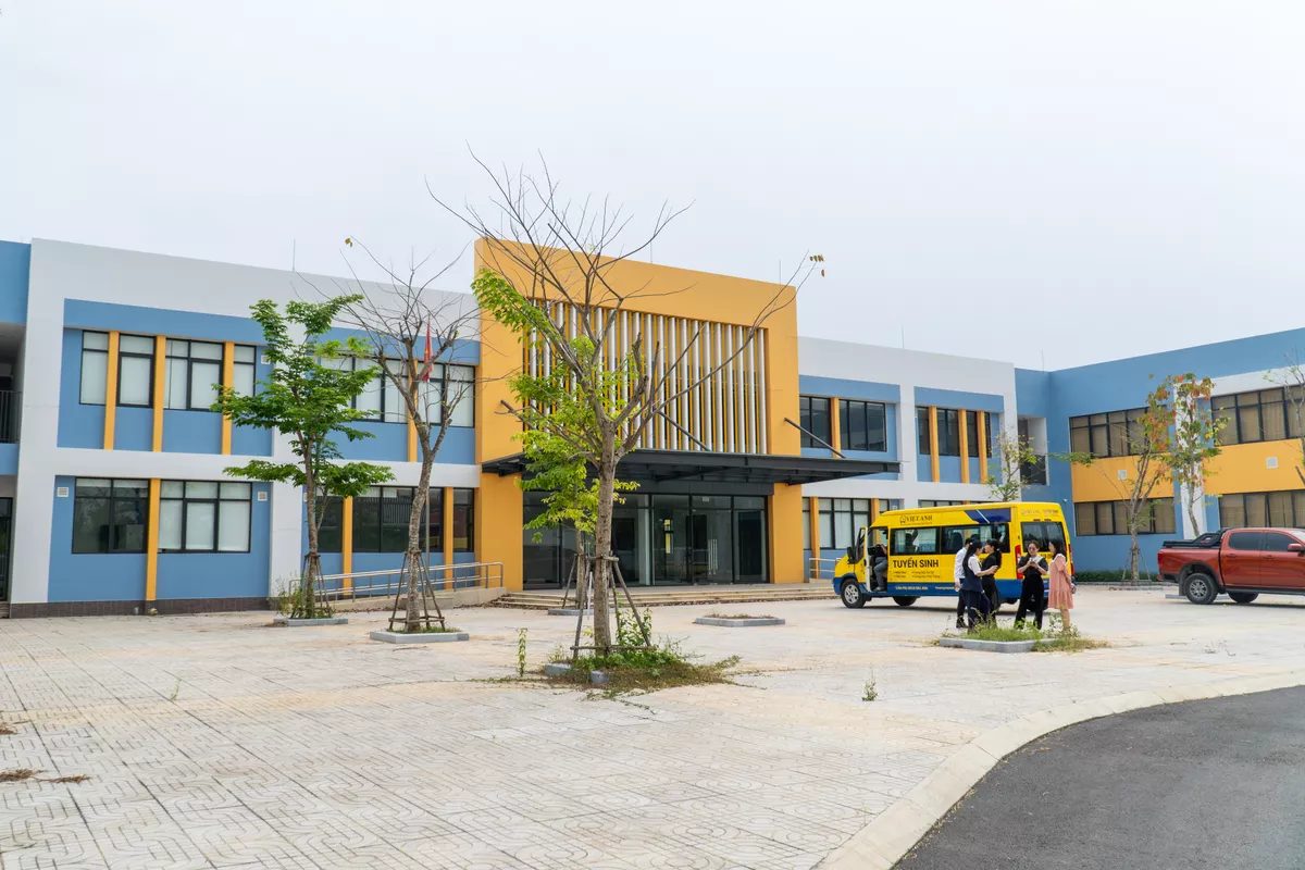 Khối nhà Tiểu học mới xây, hiện đại