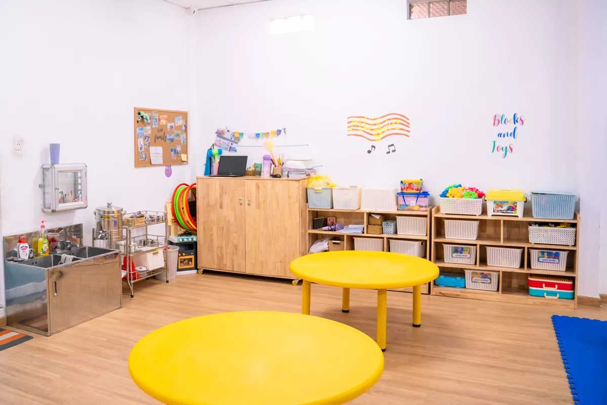 Góc học liệu & đồ chơi giáo dục